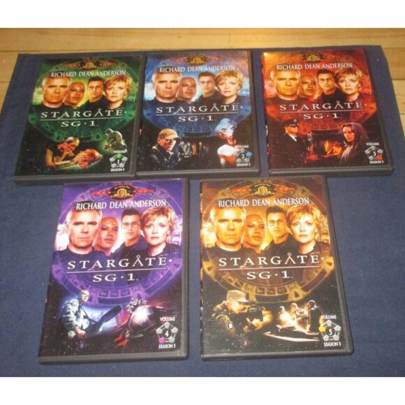 Stargate SG-1 - Complete Fifth Season (DVD, 2005, 5-Disc Set) - Picture 5 of 7